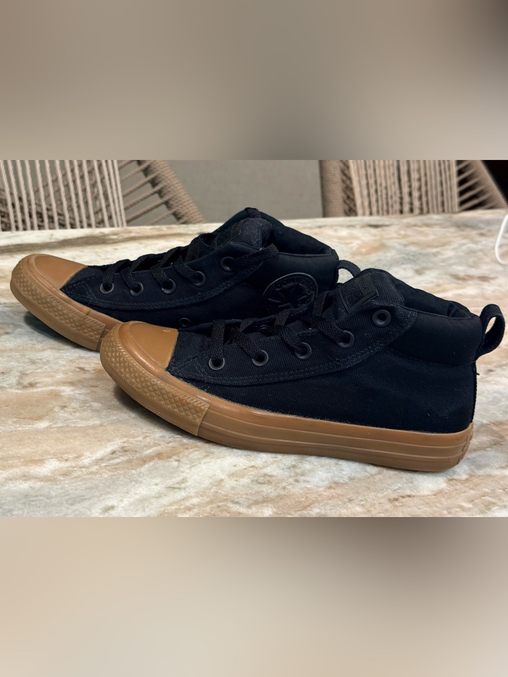 CONVERSE Chuck Taylor All Star black high top gum bottom sneakers. Sz M4/W6 - Picture 5 of 8